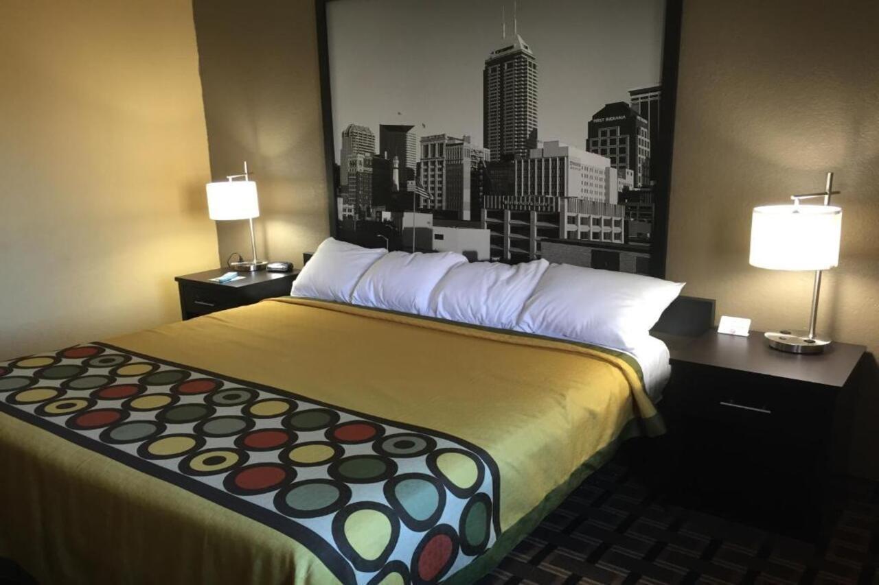 Super 8 By Wyndham Terre Haute Extérieur photo