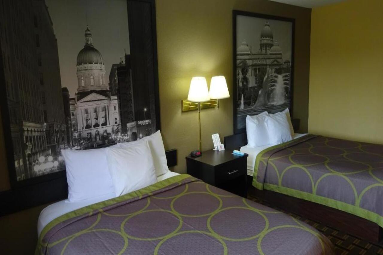 Super 8 By Wyndham Terre Haute Extérieur photo