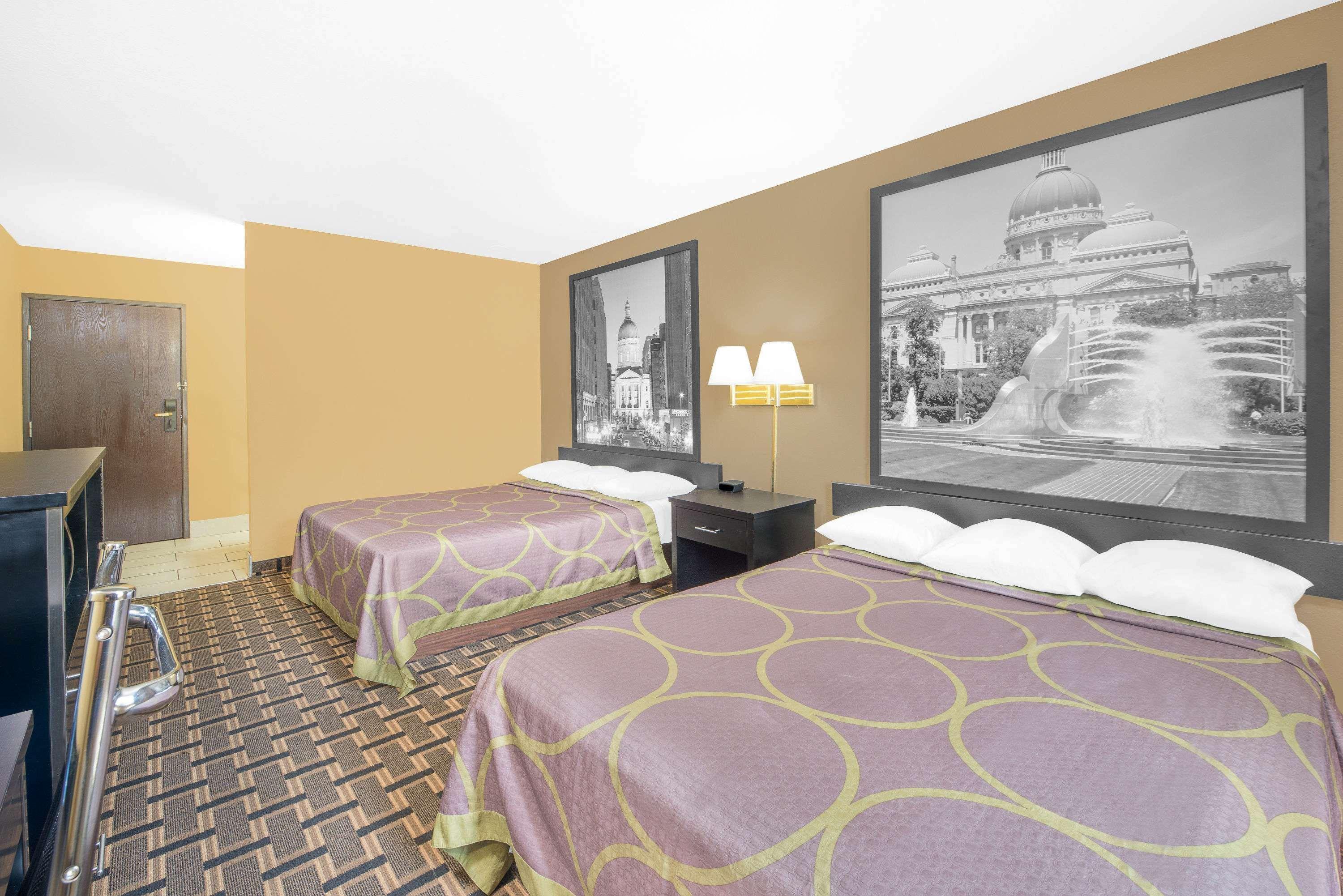 Super 8 By Wyndham Terre Haute Extérieur photo