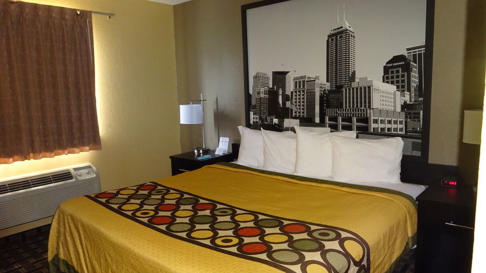 Super 8 By Wyndham Terre Haute Extérieur photo